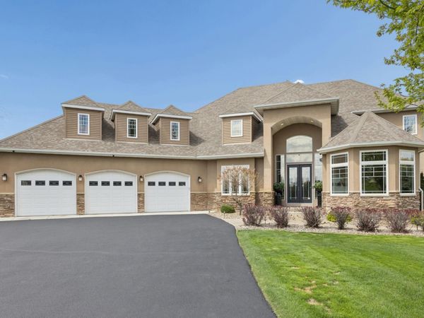 23840 Prairie Court, Belle Plaine, MN 56011