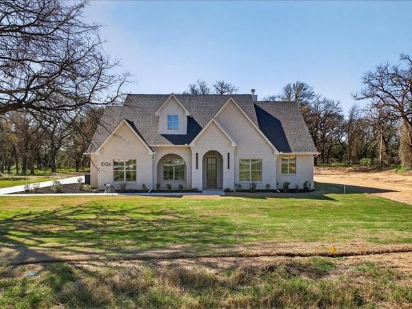 1004 Arbor Vista, Azle, TX 76020