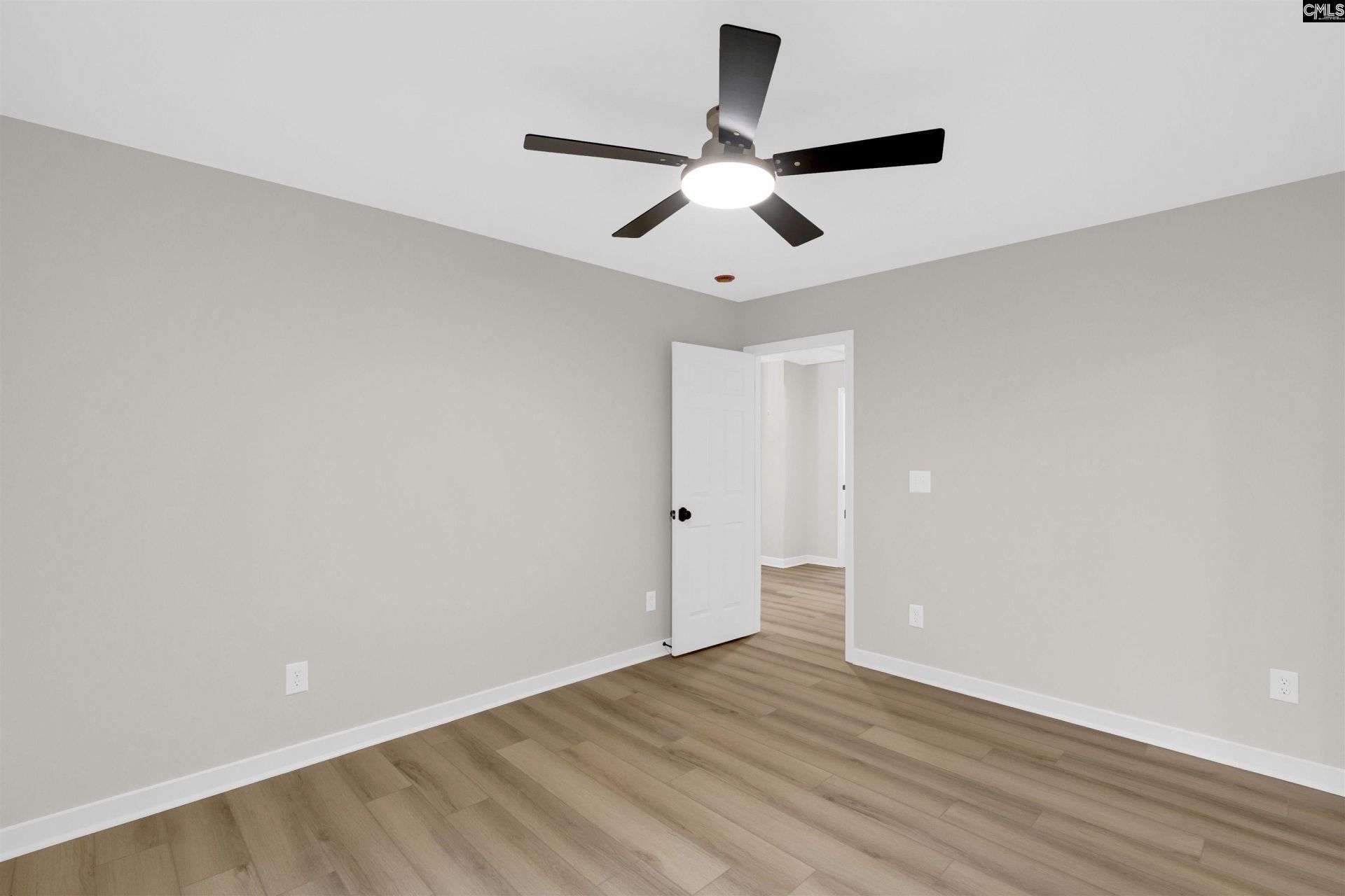 1037 Naples Avenue  Photo 10