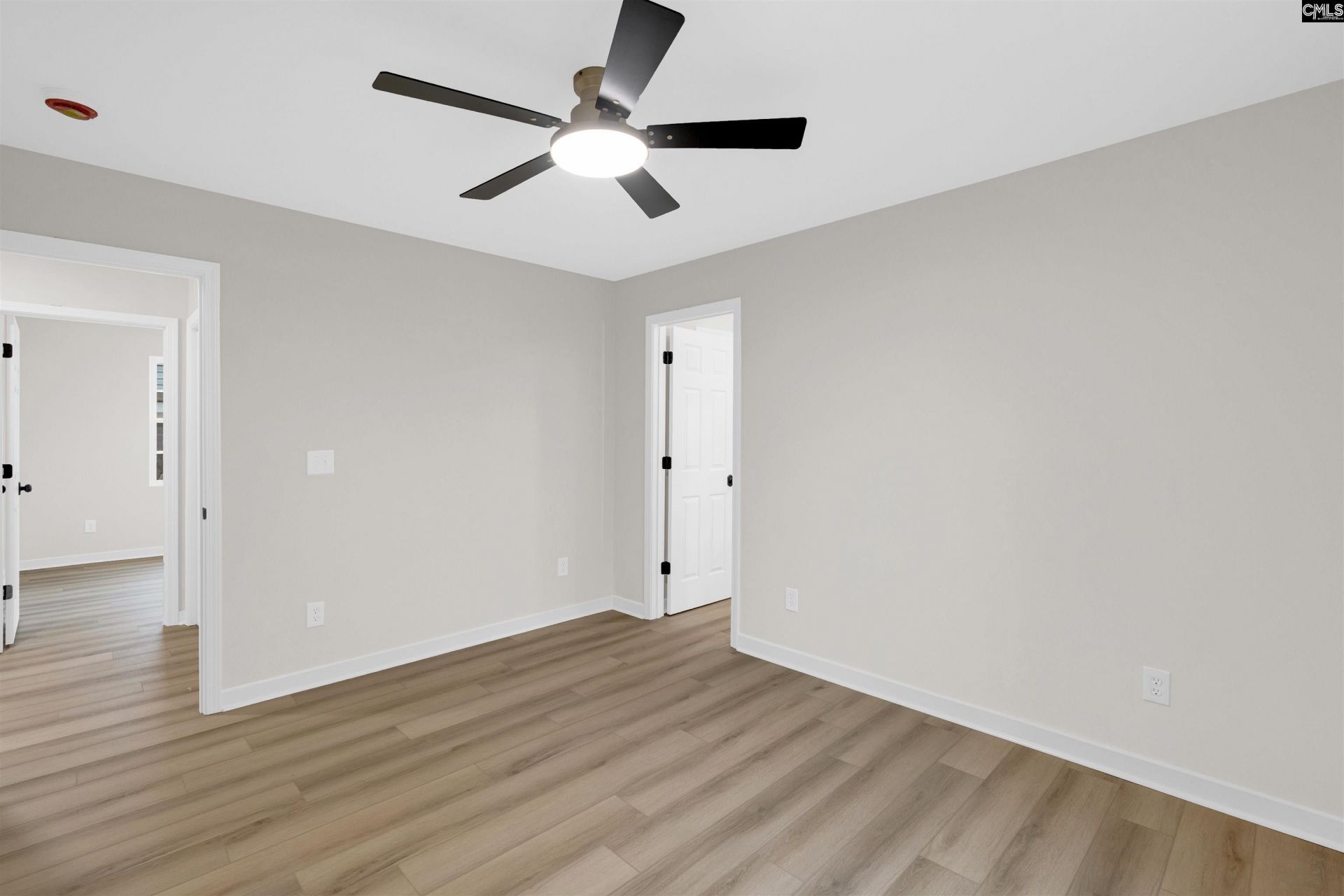 1037 Naples Avenue  Photo 9
