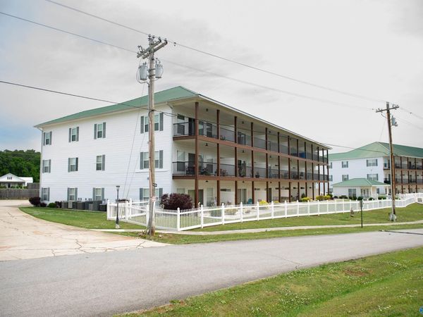 5799 Bay Village Drive, Unit 2004, Athens, AL 35611