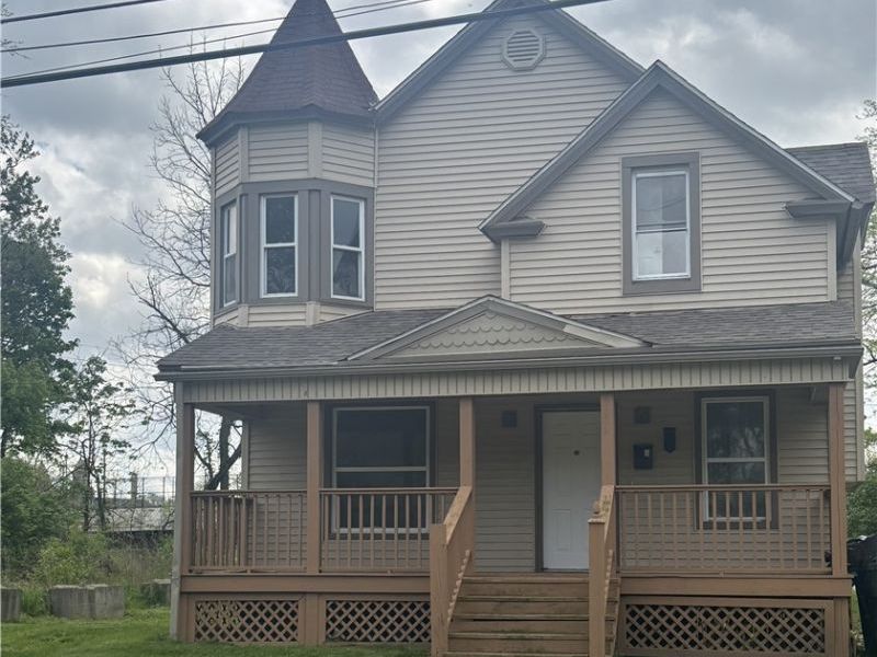 8706 Nevada Avenue, Cleveland, OH 44104 Photo 1