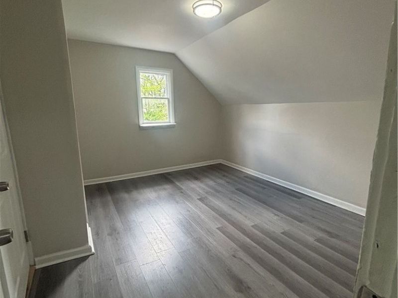 8706 Nevada Avenue, Cleveland, OH 44104 Photo 10
