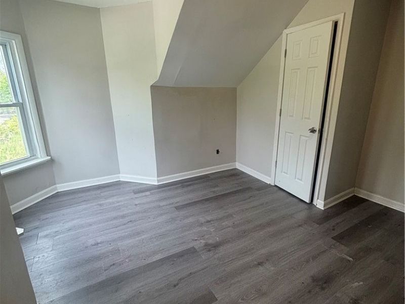 8706 Nevada Avenue, Cleveland, OH 44104 Photo 13