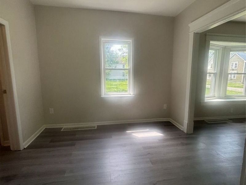 8706 Nevada Avenue, Cleveland, OH 44104 Photo 14