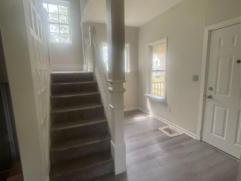 8706 Nevada Avenue, Cleveland, OH 44104 Photo 20