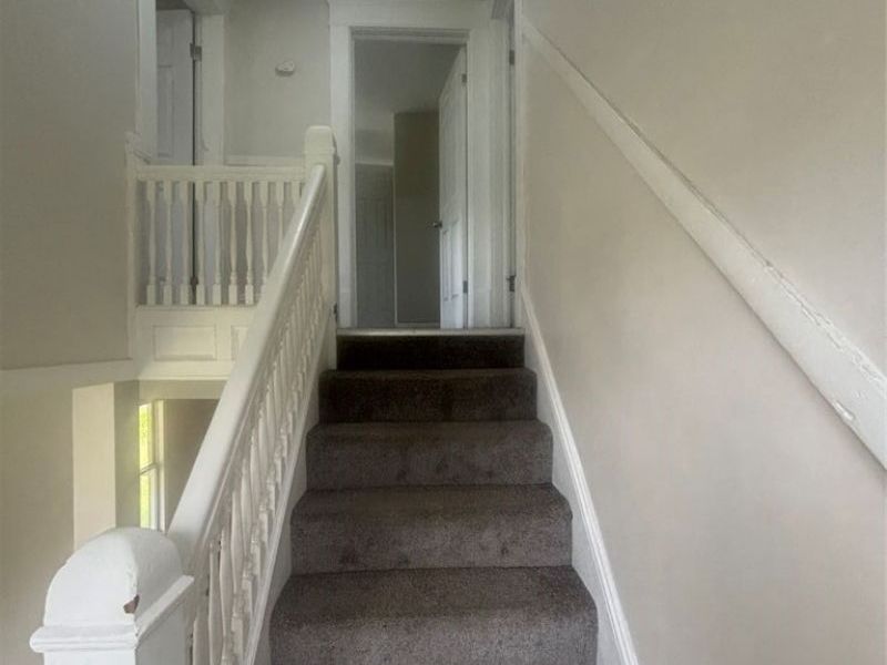 8706 Nevada Avenue, Cleveland, OH 44104 Photo 21