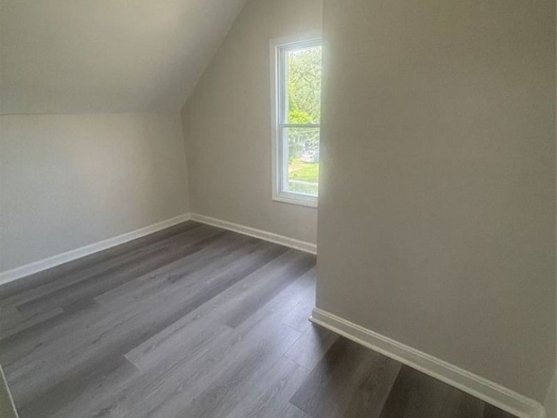 8706 Nevada Avenue, Cleveland, OH 44104 Photo 22