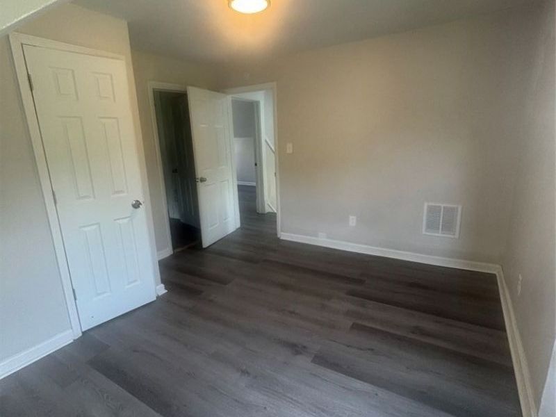 8706 Nevada Avenue, Cleveland, OH 44104 Photo 25