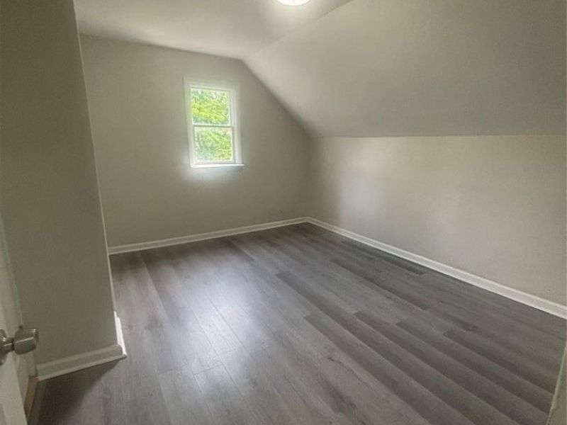 8706 Nevada Avenue, Cleveland, OH 44104 Photo 27