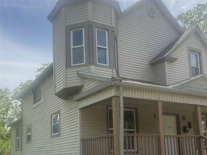 8706 Nevada Avenue, Cleveland, OH 44104 Photo 3