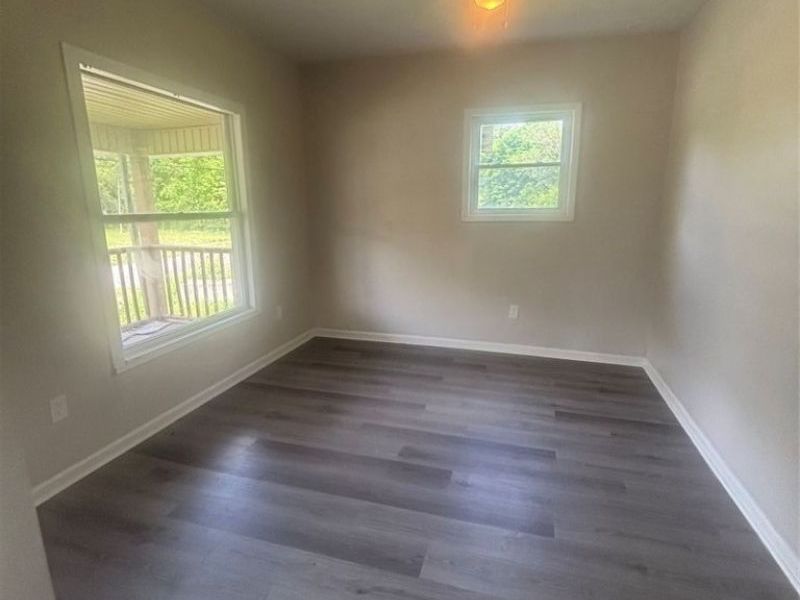 8706 Nevada Avenue, Cleveland, OH 44104 Photo 5
