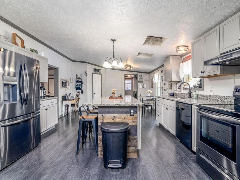 3805 Township Road 235 SW, Junction City, OH 43748 Photo 11