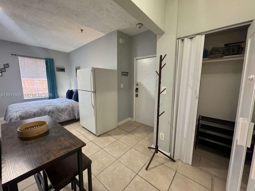 3700 Collins Ave , Unit S-309, Miami Beach, FL 33140 Photo