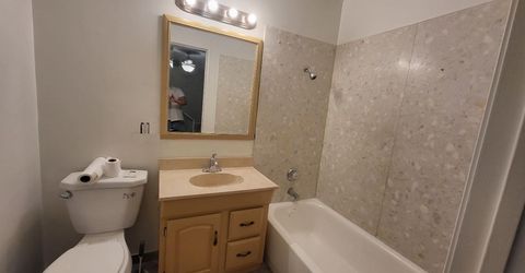 5682 Hillsdale Blvd, Sacramento, CA 95842 Photo