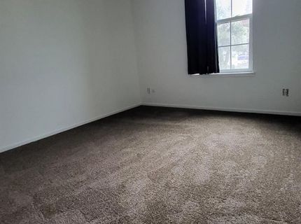 5682 Hillsdale Blvd, Sacramento, CA 95842 Photo