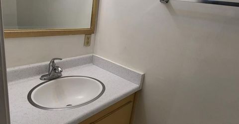 5682 Hillsdale Blvd, Sacramento, CA 95842 Photo