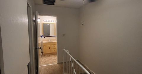 5682 Hillsdale Blvd, Sacramento, CA 95842 Photo