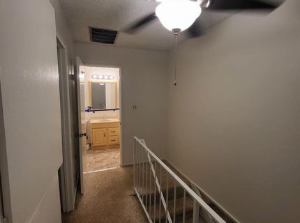 5682 Hillsdale Blvd, Sacramento, CA 95842 Photo