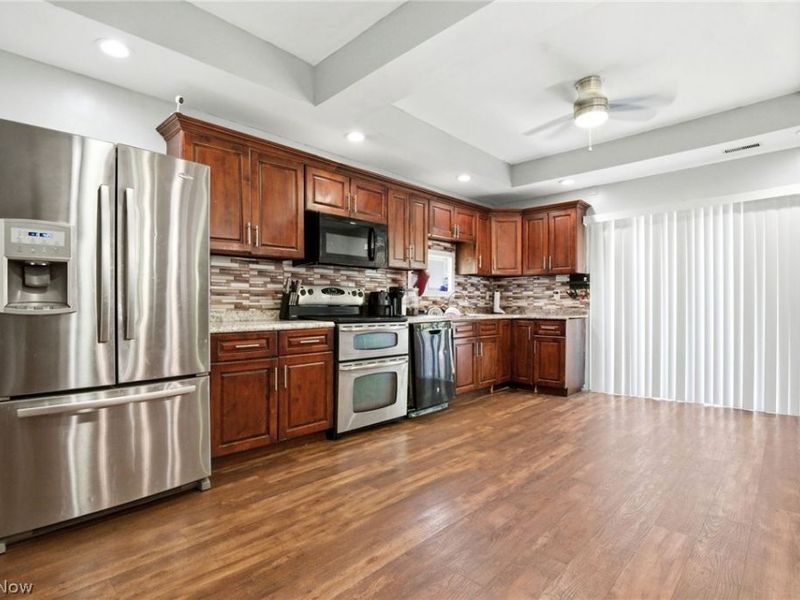 622 Riverside Boulevard, Eastlake, OH 44095 Photo 17