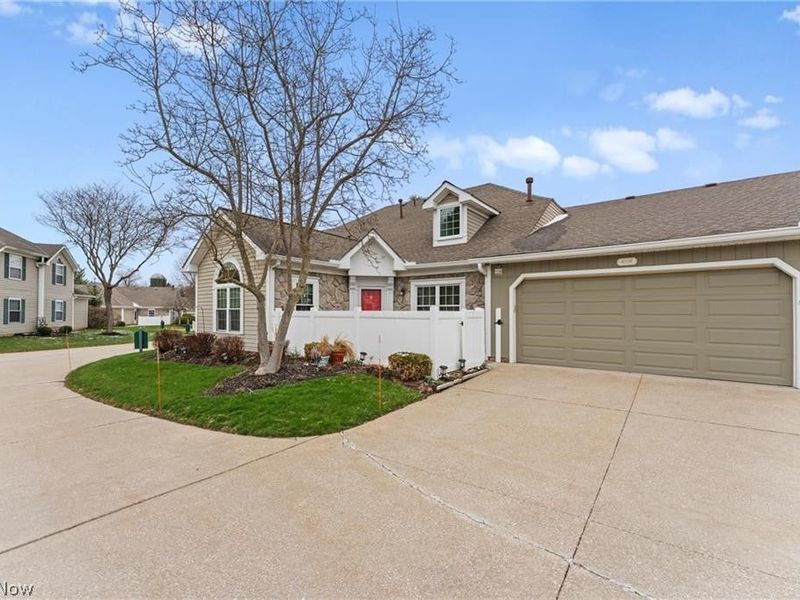 8228 Cyrus Lane, Northfield, OH 44067 Photo 1