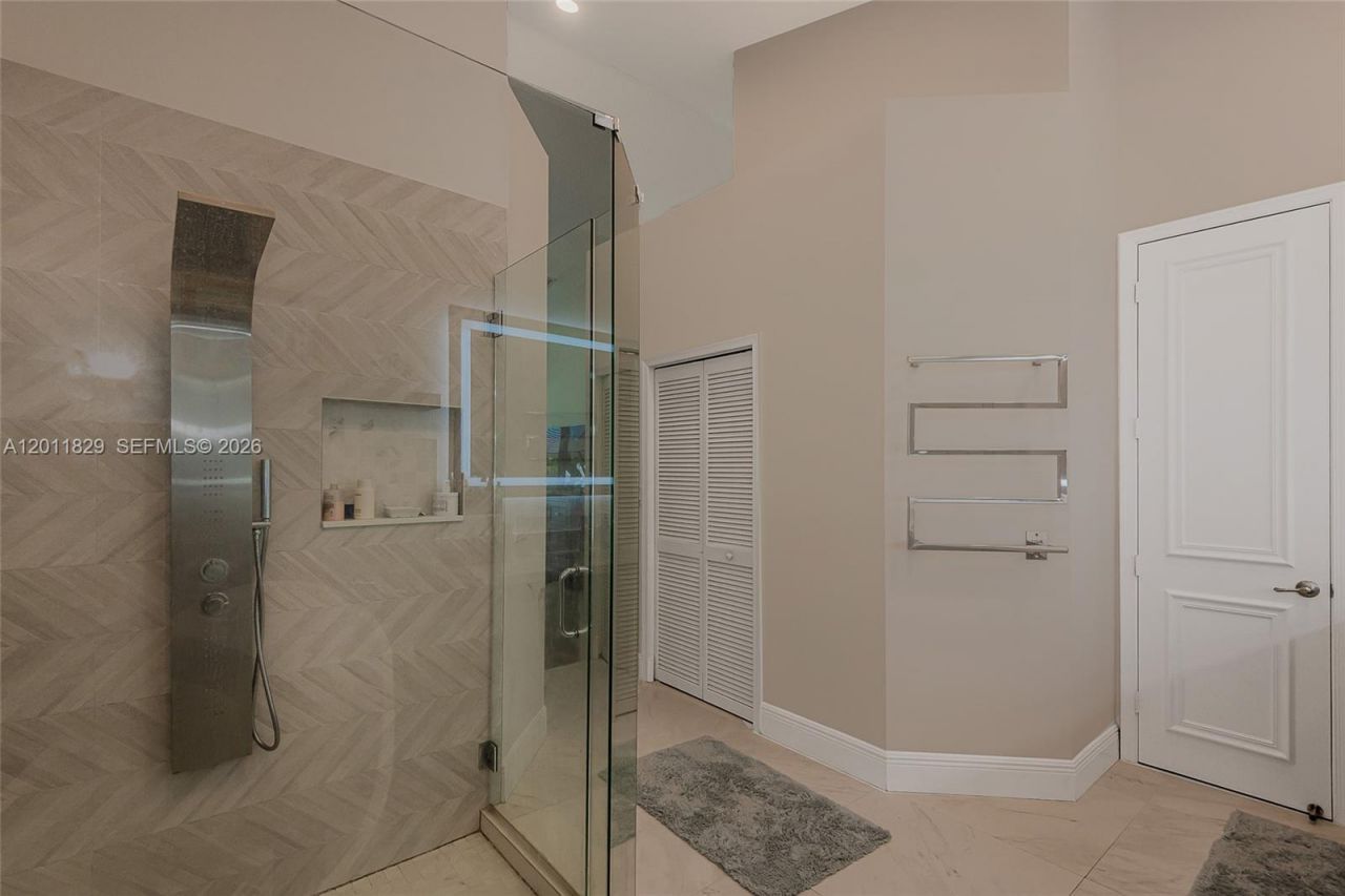 18253 NW 15th Ln, Pembroke Pines, FL 33029 Photo