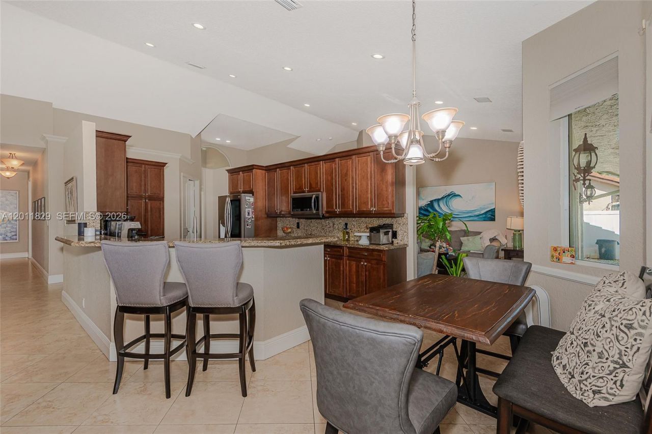 18253 NW 15th Ln, Pembroke Pines, FL 33029 Photo