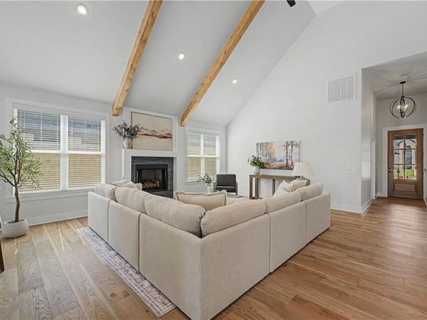 1310 Josephine Drive, Centerton, AR 72719