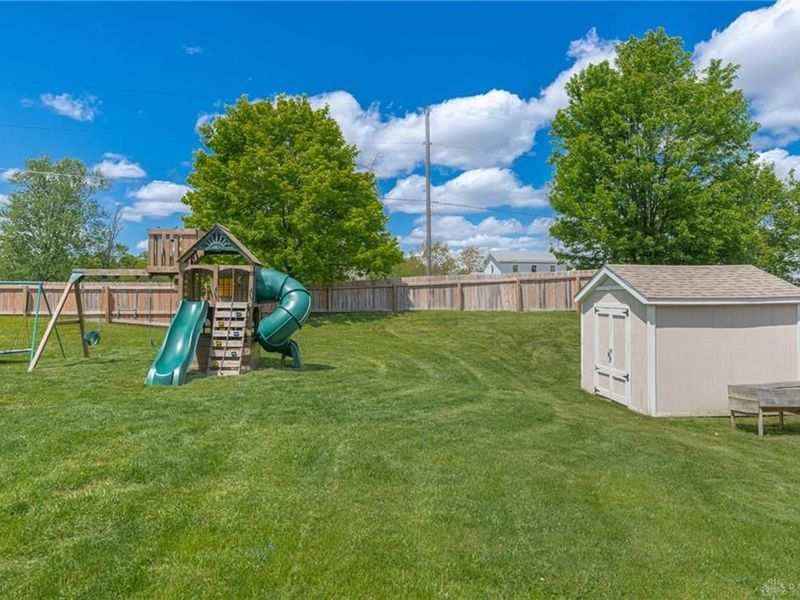 20 Worthington Drive, Germantown, OH 45327 Photo 8