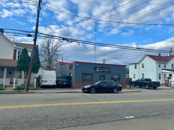 249 E Blackwell St, Dover, NJ 07801