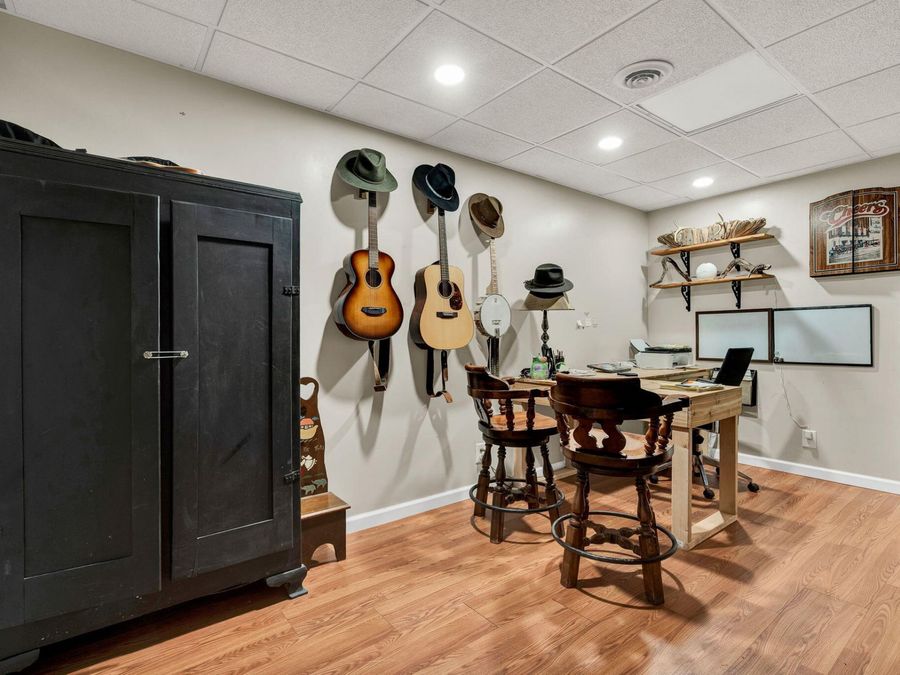 Property Image 29