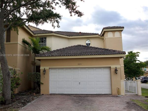 5570 NW 113th Ct , Doral, FL 33178
