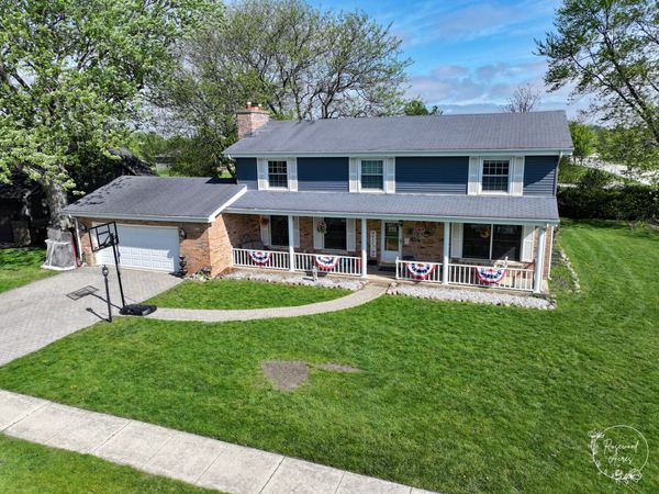 403 Orchard Lane , Beecher, IL 60401