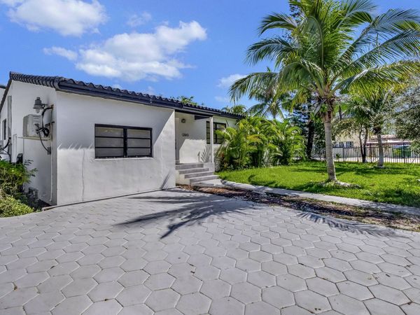 12845 NW 2nd Avenue, Miami, FL 33168