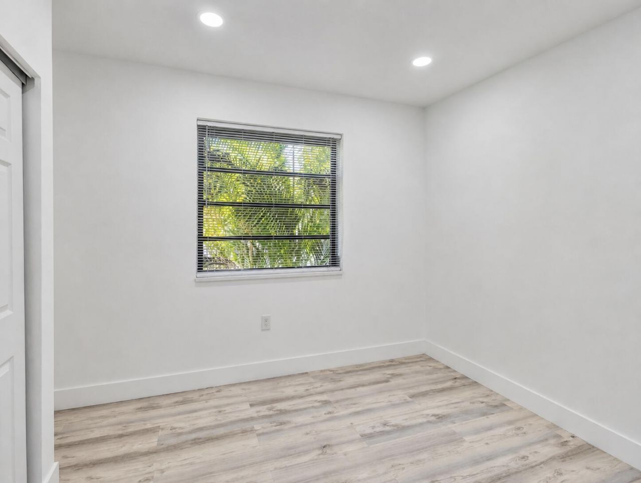 12845 NW 2nd Avenue, Miami, FL 33168 Photo