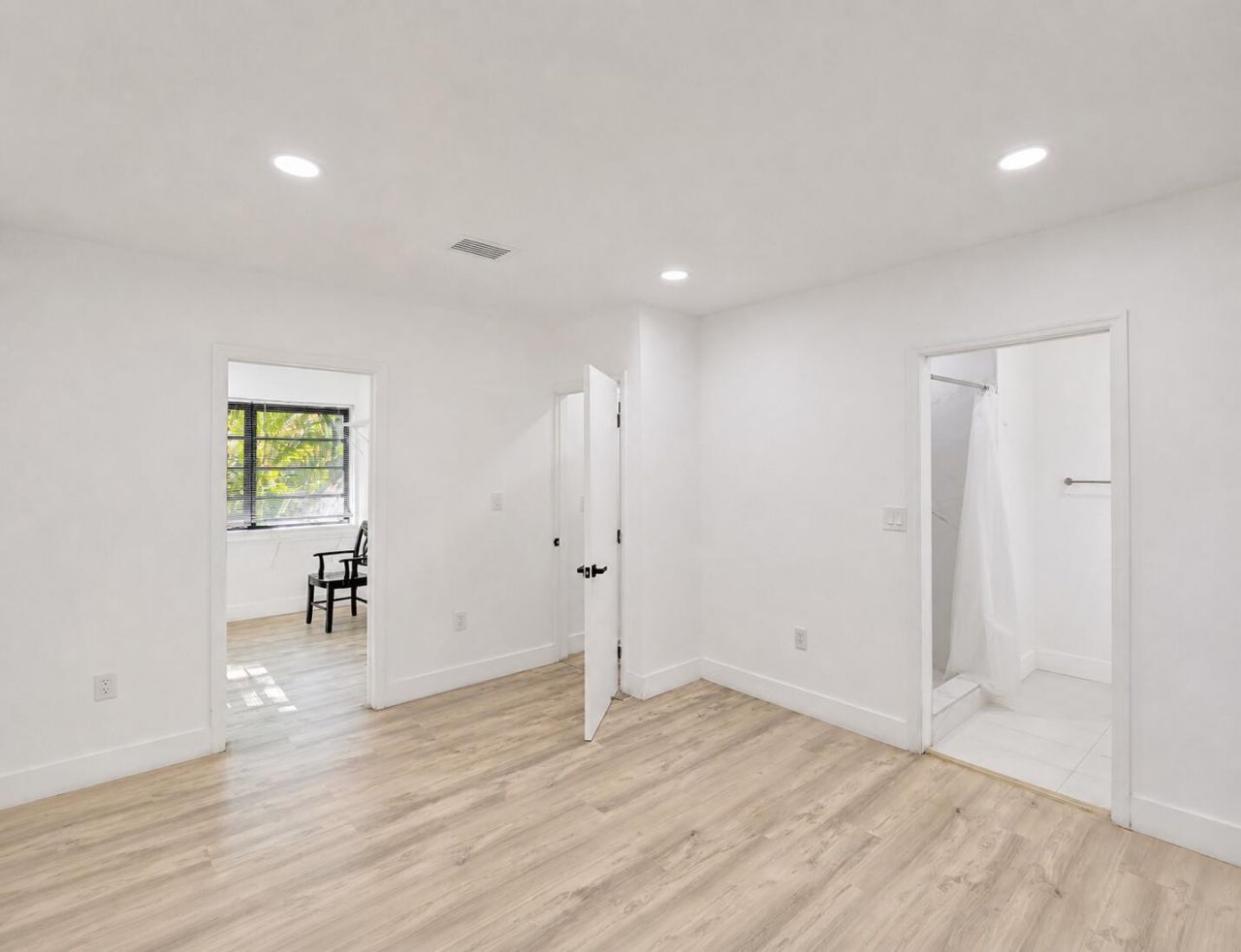 12845 NW 2nd Avenue, Miami, FL 33168 Photo