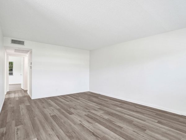 57 Dorset Drive, Unit B, Boca Raton, FL 33434