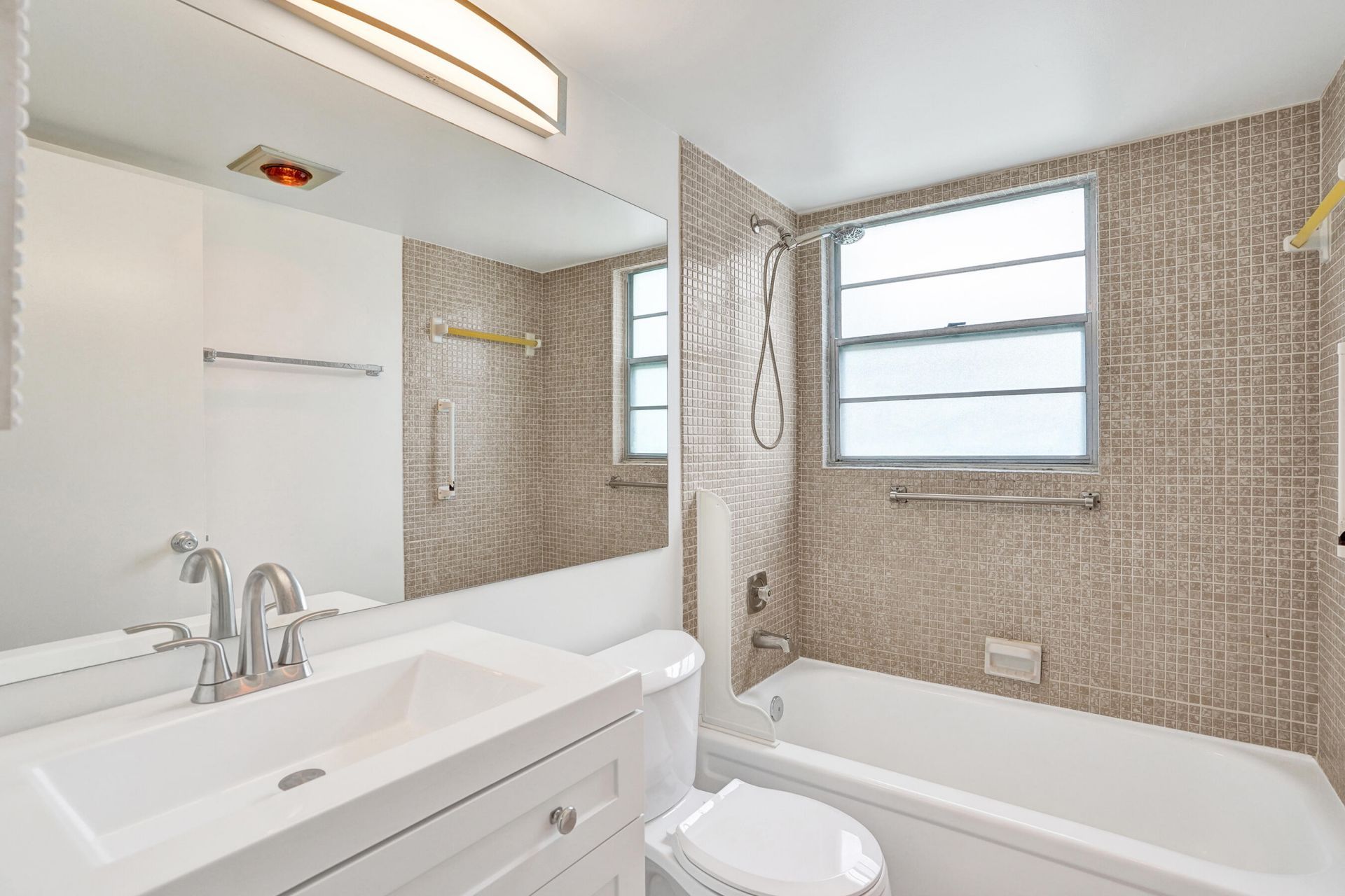 57 Dorset Drive, Unit B, Boca Raton, FL 33434 Photo