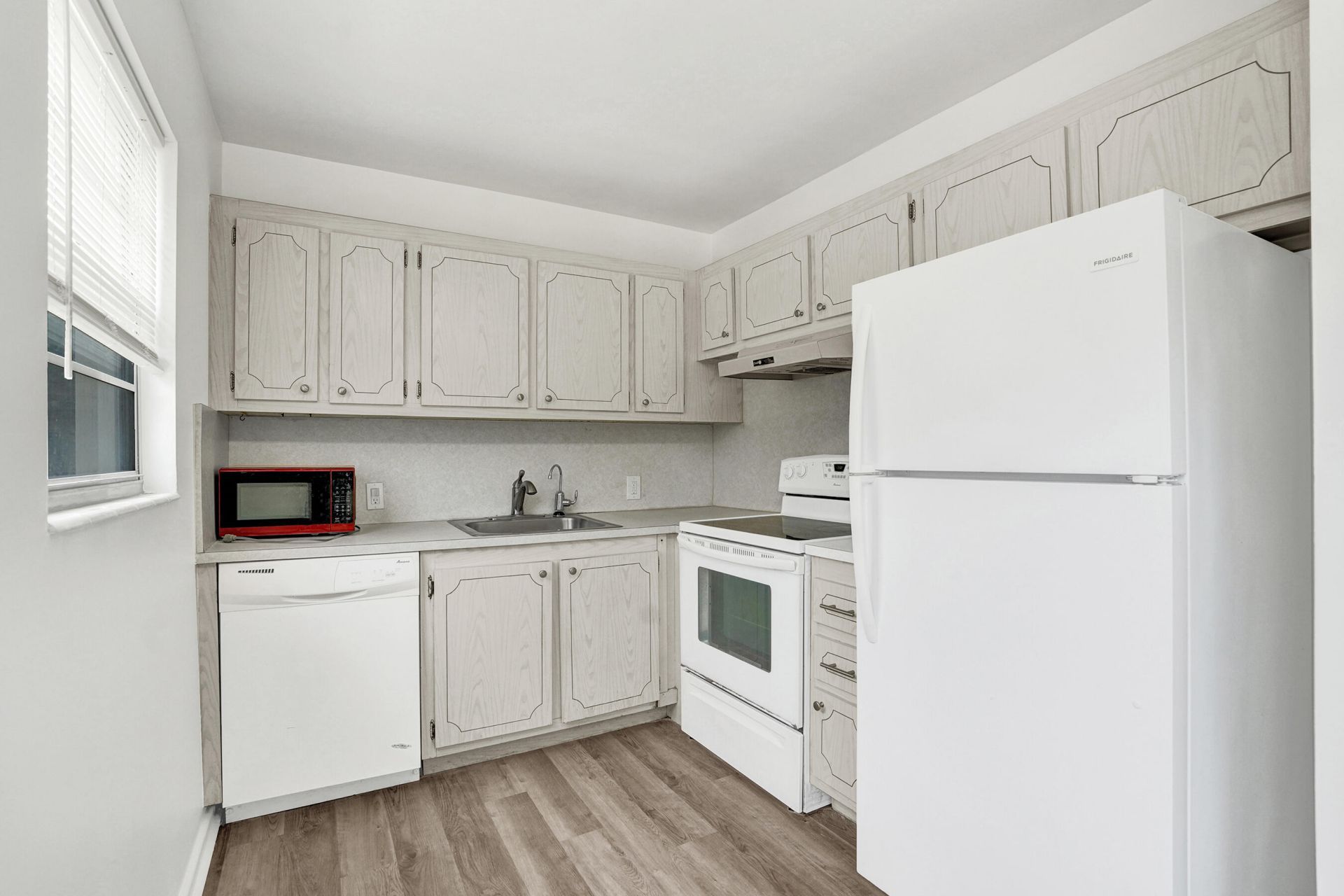 57 Dorset Drive, Unit B, Boca Raton, FL 33434 Photo