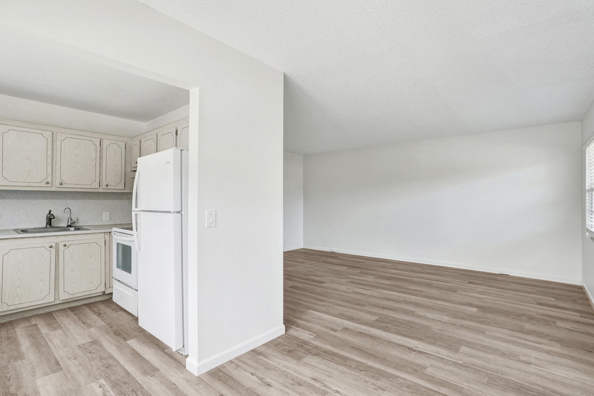 57 Dorset Drive, Unit B, Boca Raton, FL 33434 Photo