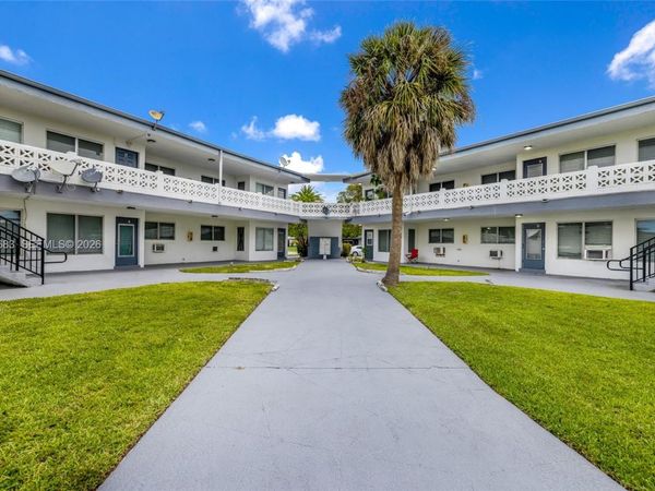 1241 W River Dr , Unit 1-16, Margate, FL 33063