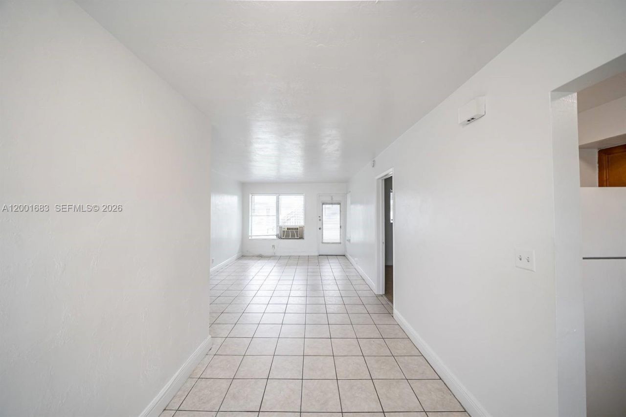 1241 W River Dr , Unit 1-16, Margate, FL 33063 Photo