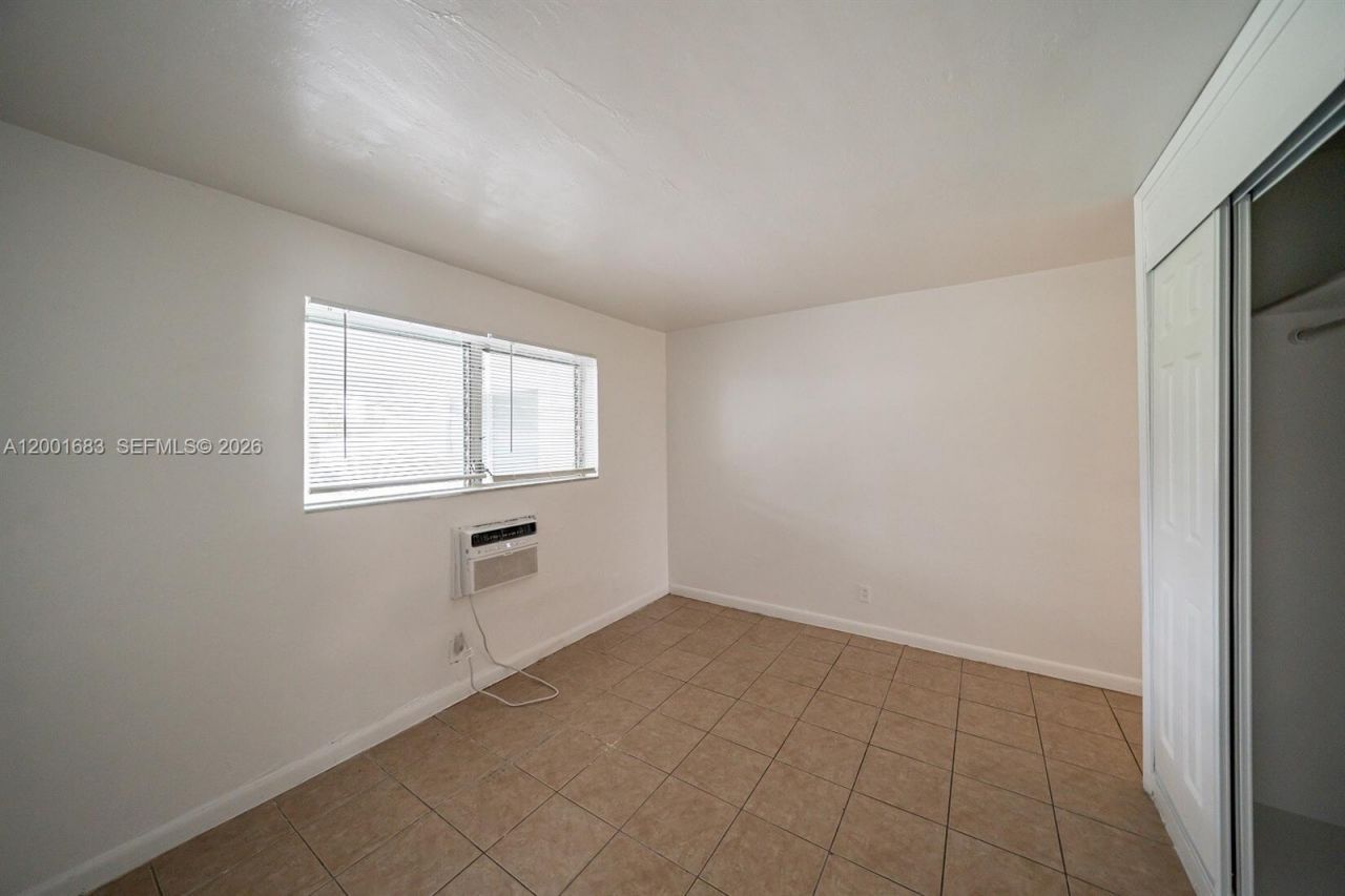 1241 W River Dr , Unit 1-16, Margate, FL 33063 Photo