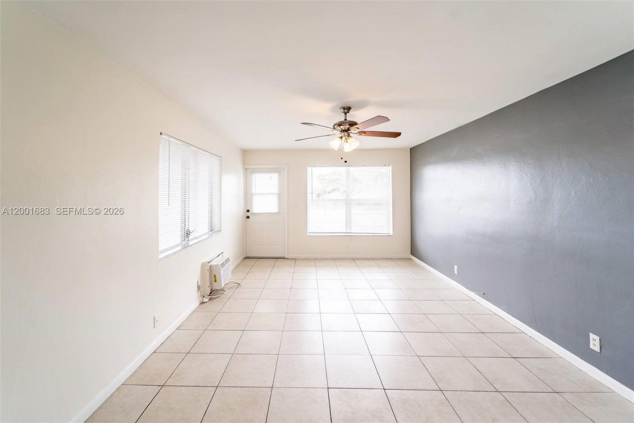 1241 W River Dr , Unit 1-16, Margate, FL 33063 Photo
