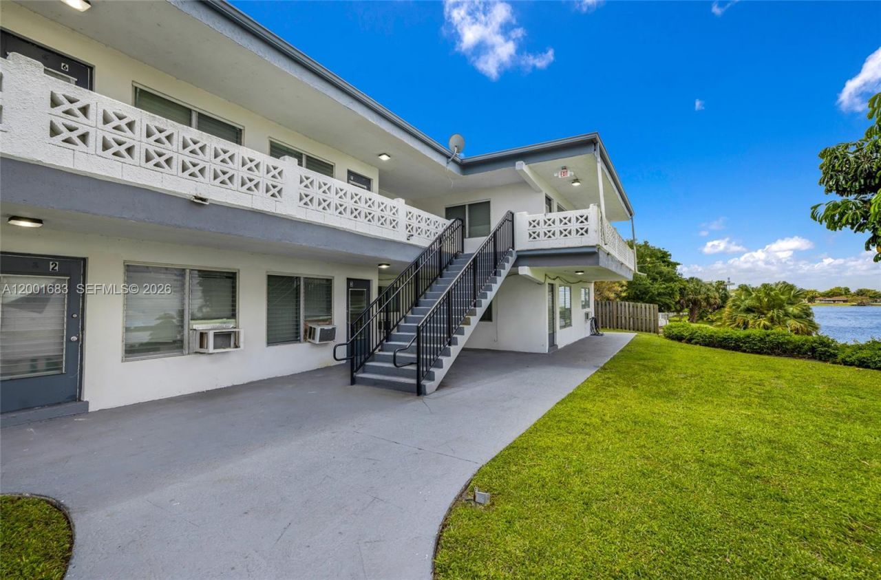 1241 W River Dr , Unit 1-16, Margate, FL 33063 Photo