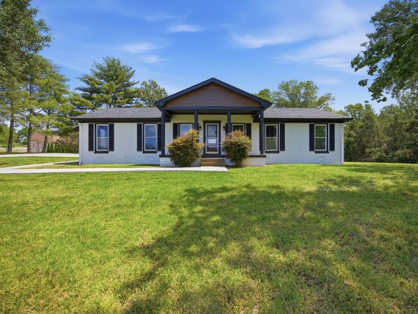 6716 Cool Springs Rd , Thompsons Station, TN 37179