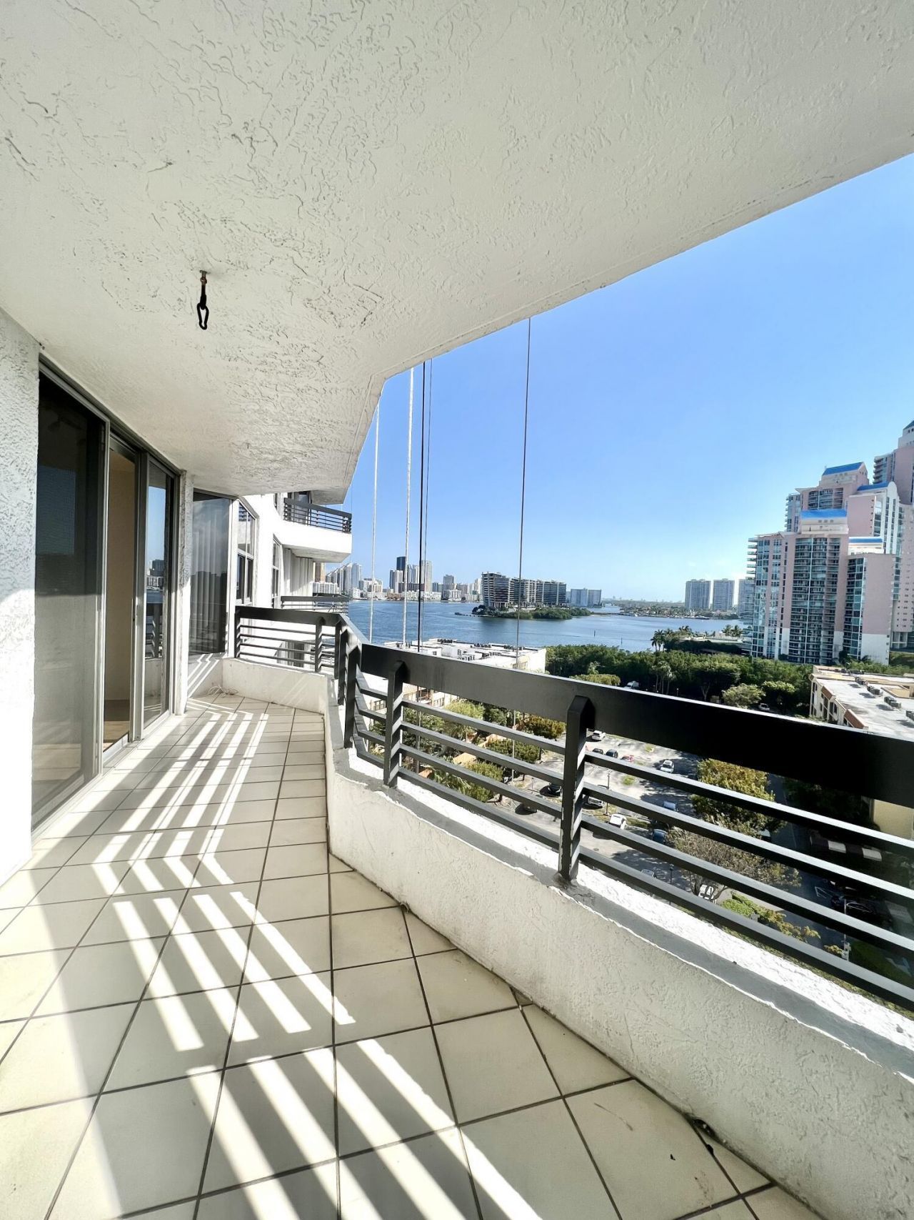 3400 NE 192 Street, Unit 1102, Aventura, FL 33180 Photo
