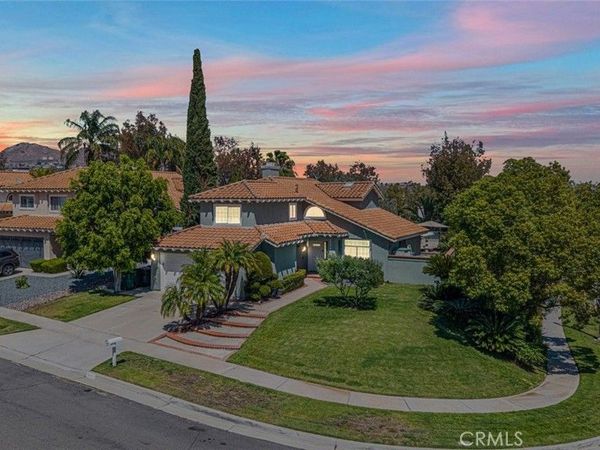 711 Lassen Drive, Corona, CA 92879