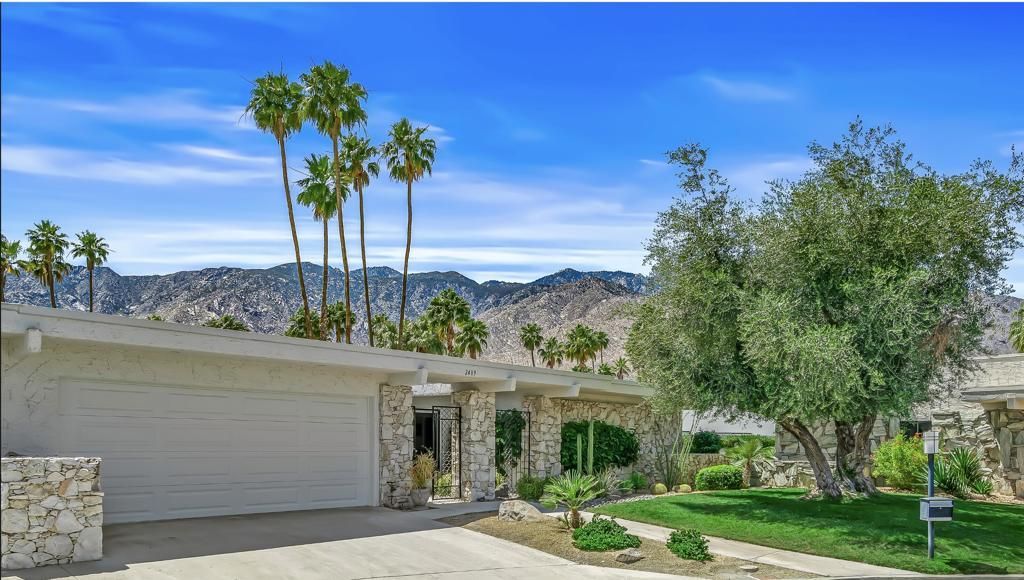 2489 Playa Circle, Palm Springs, CA 92264 Main Photo