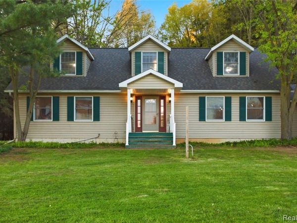 11475 Gorsline Road, Pennfield Twp, MI 49014